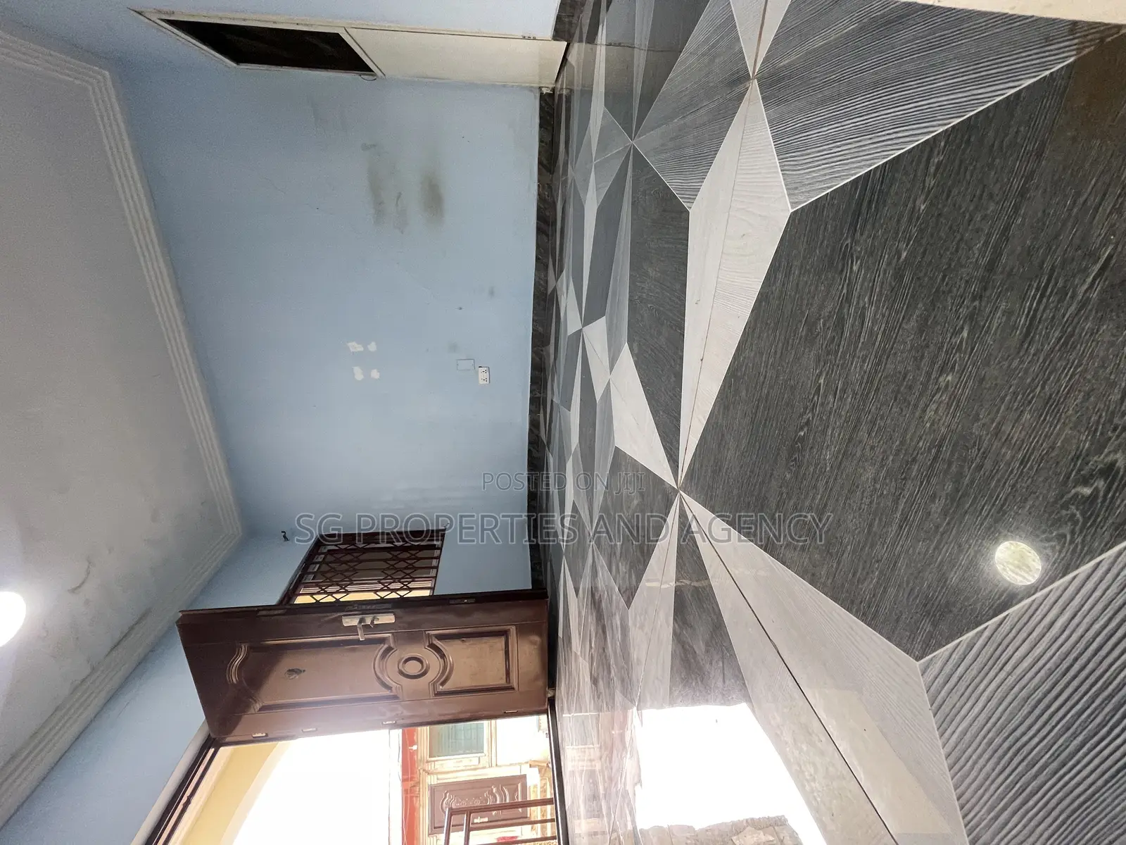1bdrm Apartment in Batsonaa, Baatsona Total for rent