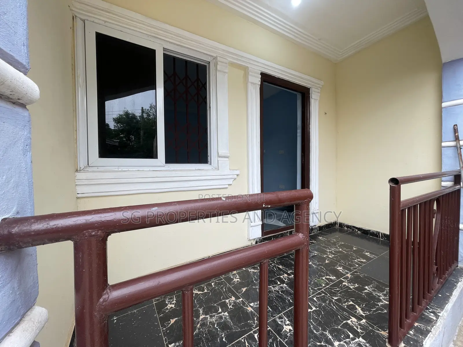 1bdrm Apartment in Batsonaa, Baatsona Total for rent