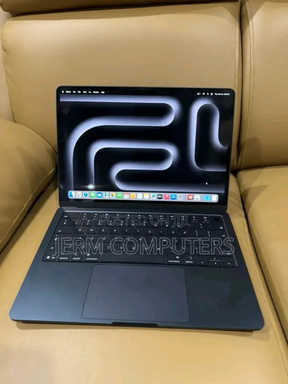 Laptop Apple MacBook Air 2024 M3 13-inch 16GB Apple M3 SSD 512GB