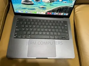 Laptop Apple MacBook Pro 2023 M3 Pro 14-inch 36GB Apple M3 Pro SSD 1T