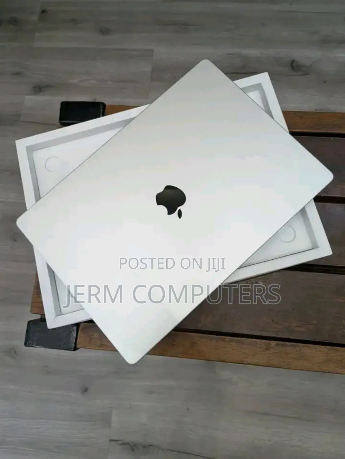 Apple MacBook Pro 2024 M4 Pro 14-inch 48GB Apple M4 Pro SSD 512GB
