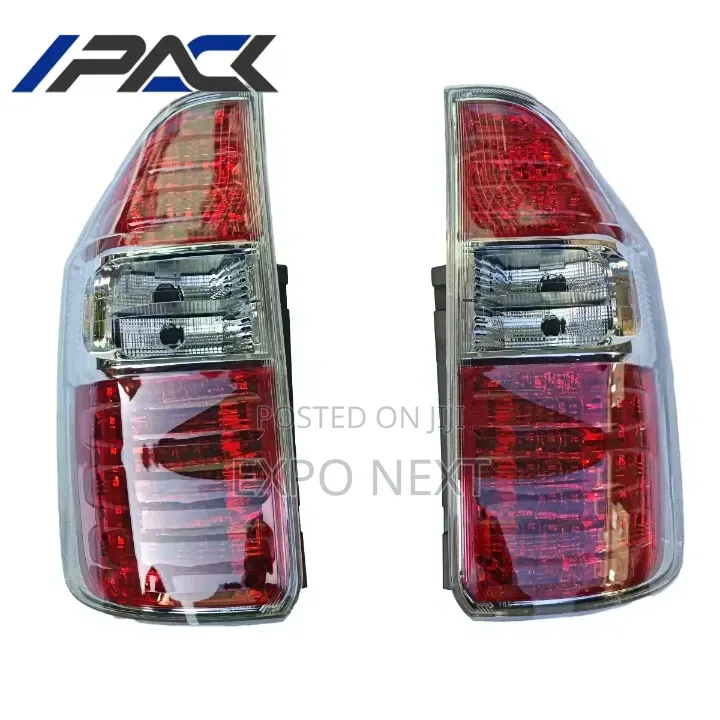 Toyota Noah Voxy 2007-2008 Tail Light