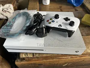 Xbox One S With 5games