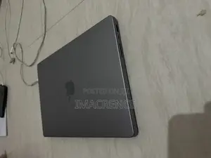 Laptop Apple MacBook Pro 2021 M1 16GB Apple M1 Pro SSD 1T