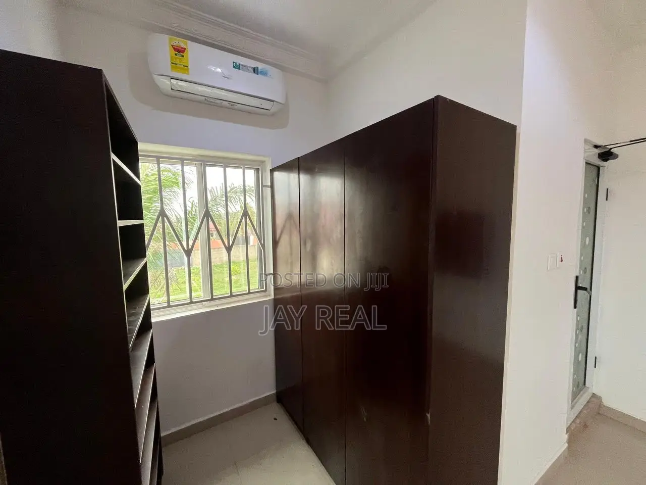 2bedroom Apartment Fully Furnished for Rent at Tetegu Junction.