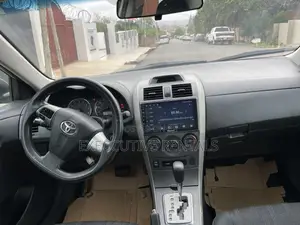 Toyota Corolla 2013 Silver
