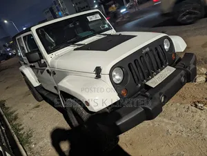 Jeep Wrangler Sahara 2013 White