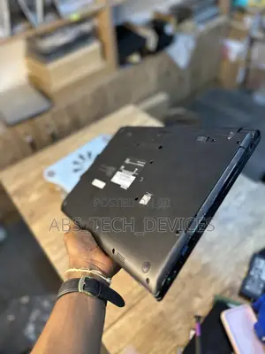 Laptop Toshiba Satellite Pro C640 8GB Intel Core i5 SSD 256GB