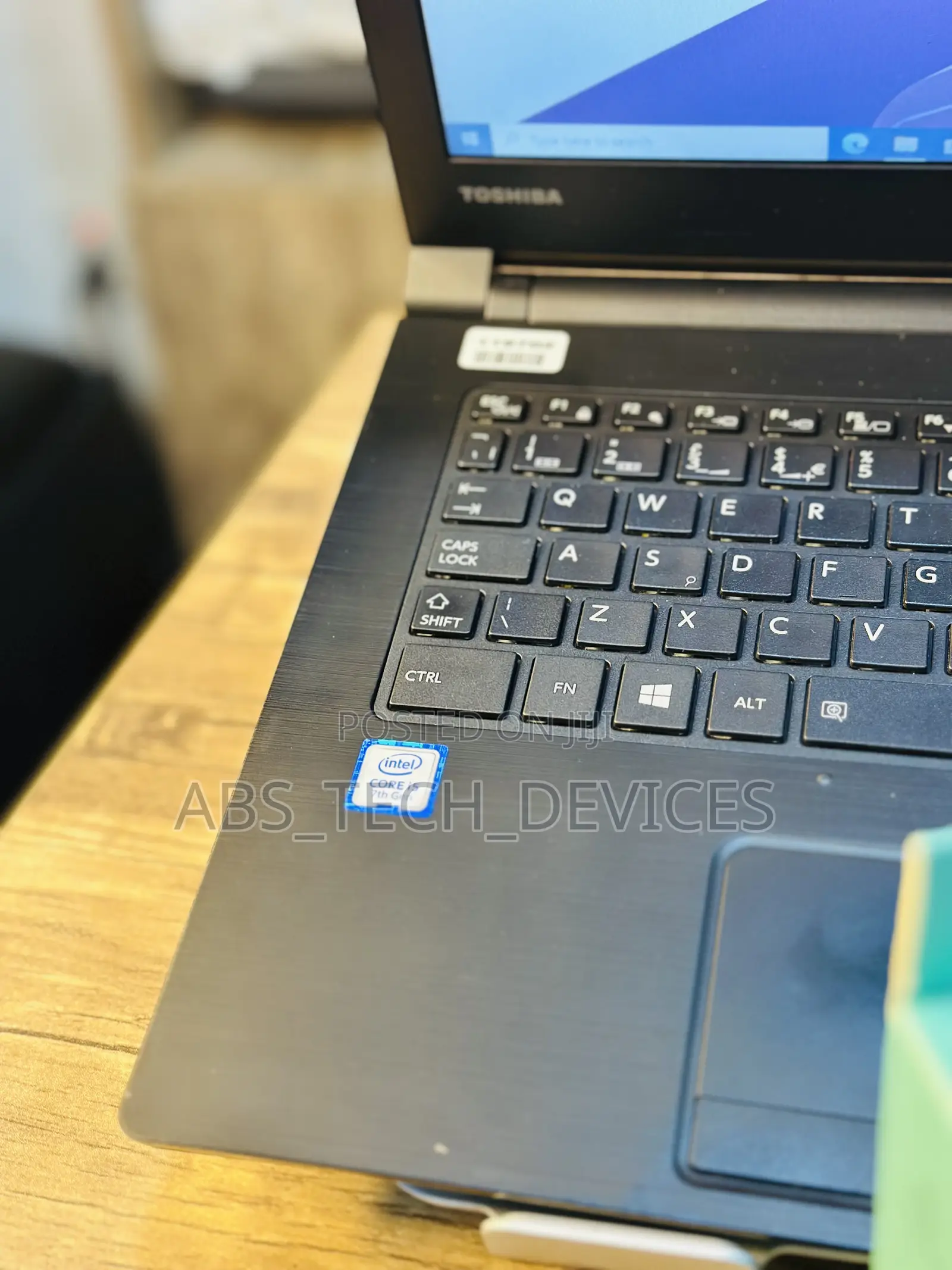 Laptop Toshiba Satellite Pro C640 8GB Intel Core i5 SSD 256GB