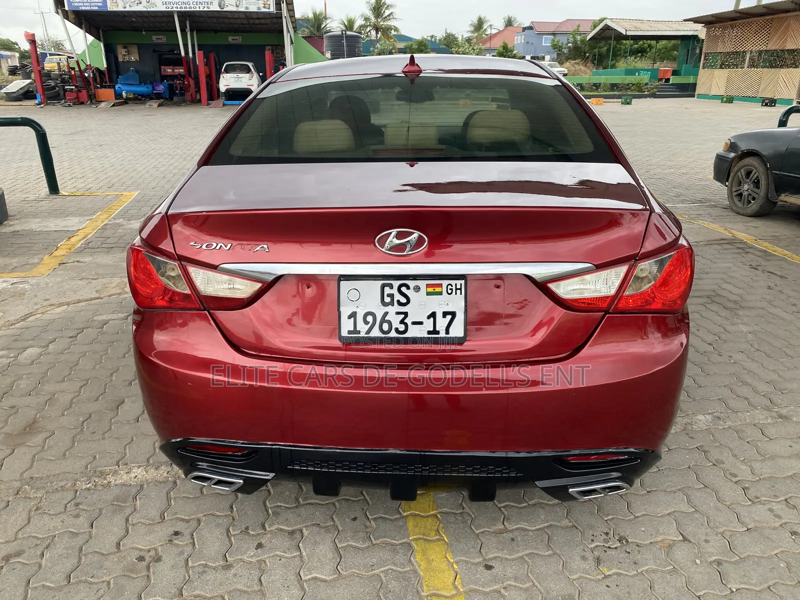 Hyundai Sonata GLS Sedan FWD (2.4L 4cyl 6A) 2013 Red