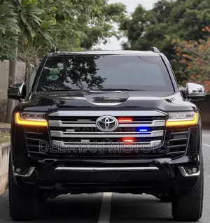 Toyota Land Cruiser LC300 2025 Black