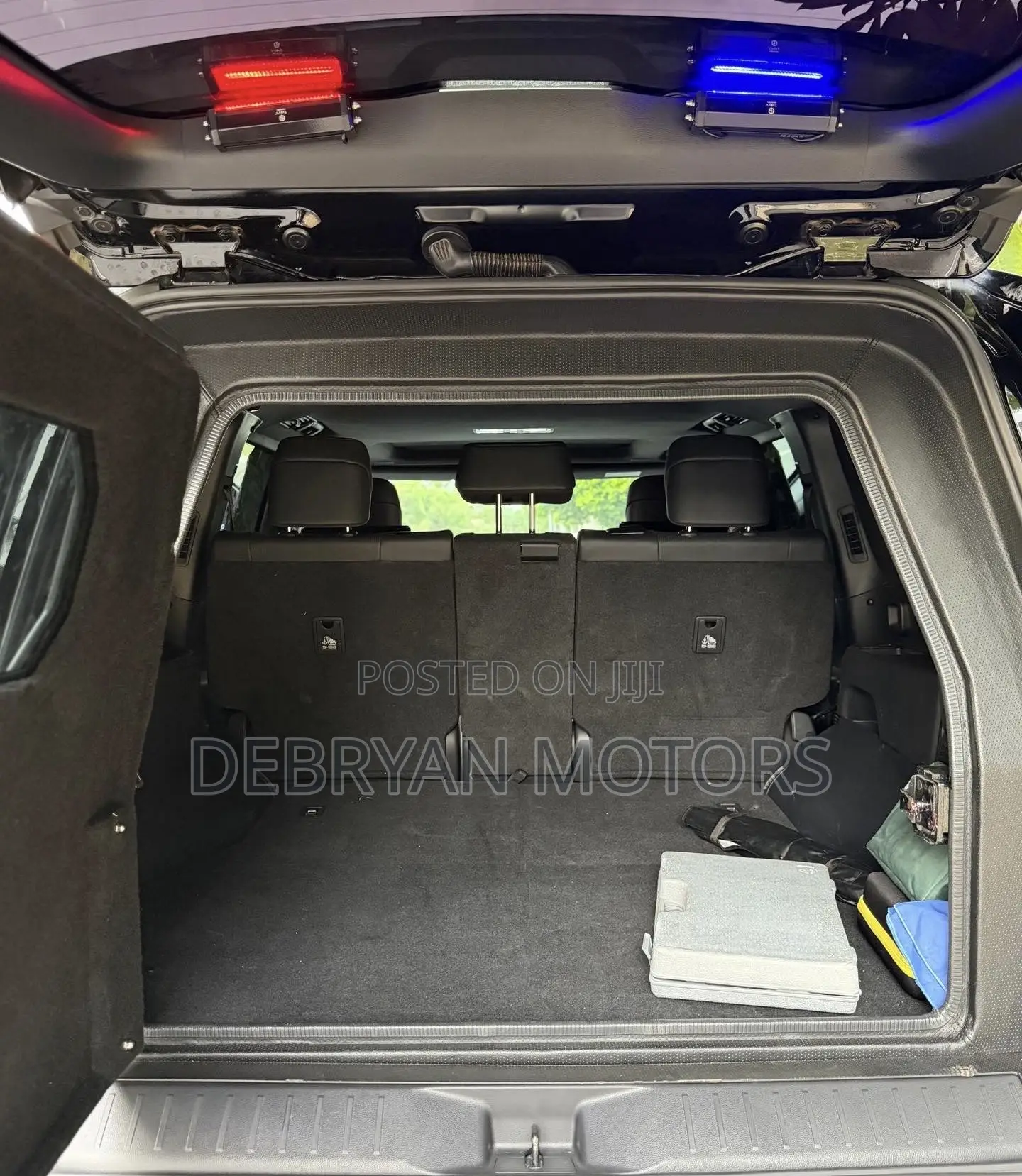 Toyota Land Cruiser LC300 2025 Black