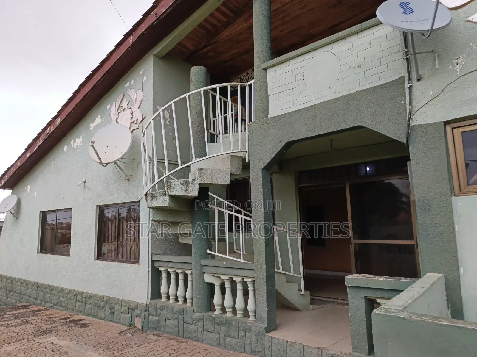 5bdrm House in Breman West ( Suame,, Kumasi Metropolitan for sale