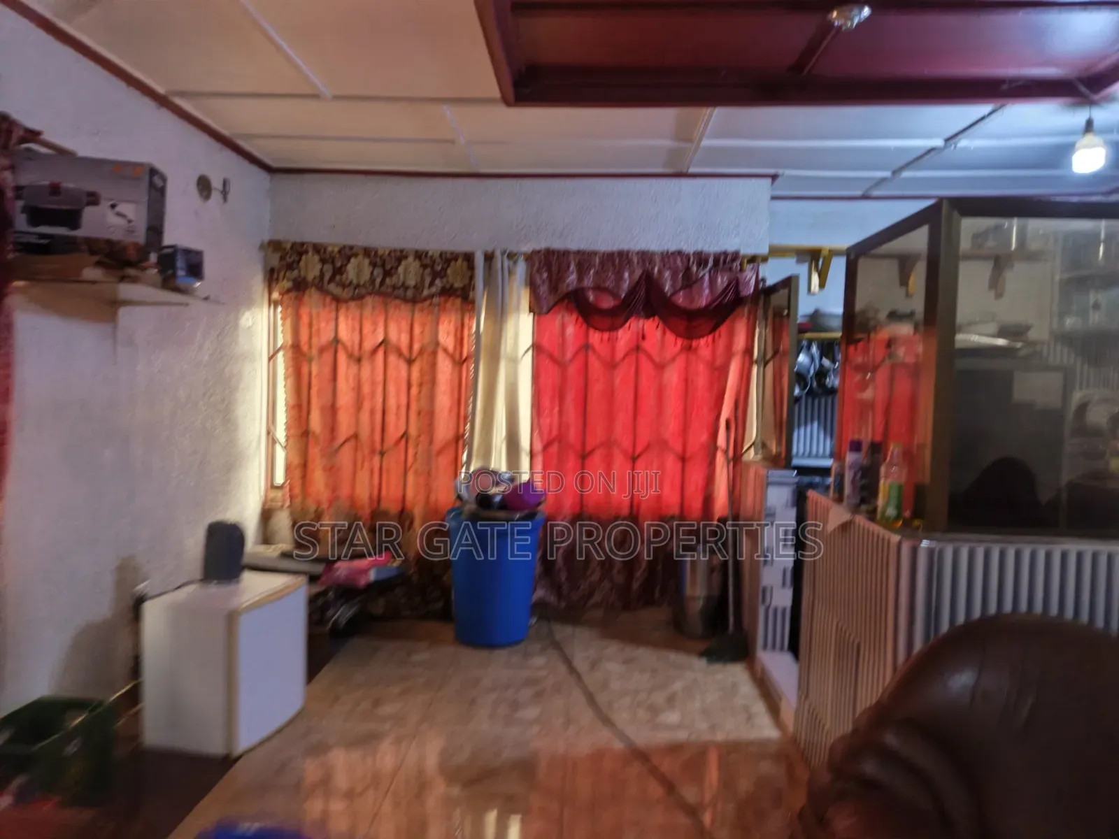 5bdrm House in Breman West ( Suame,, Kumasi Metropolitan for sale