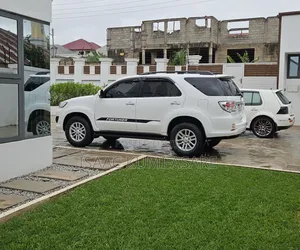 Toyota Fortuner 3.0 D AWD 2013 White