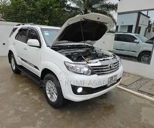 Toyota Fortuner 3.0 D AWD 2013 White