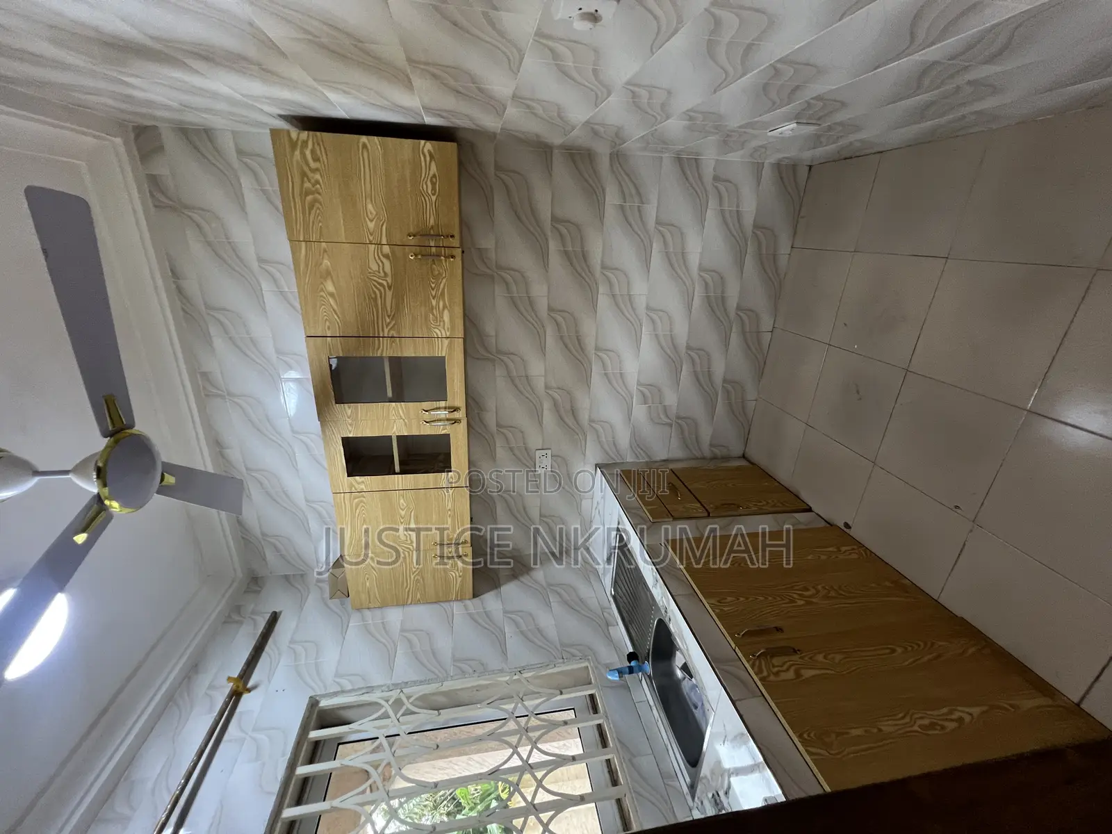 1bdrm Apartment in Mr Justice Estate, Bortiano for rent