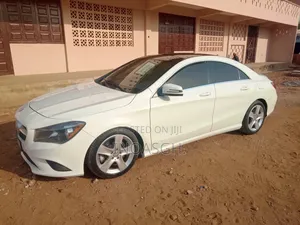 Mercedes-Benz C250 2016 White