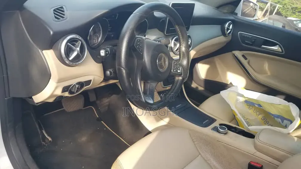 Mercedes-Benz C250 2016 White