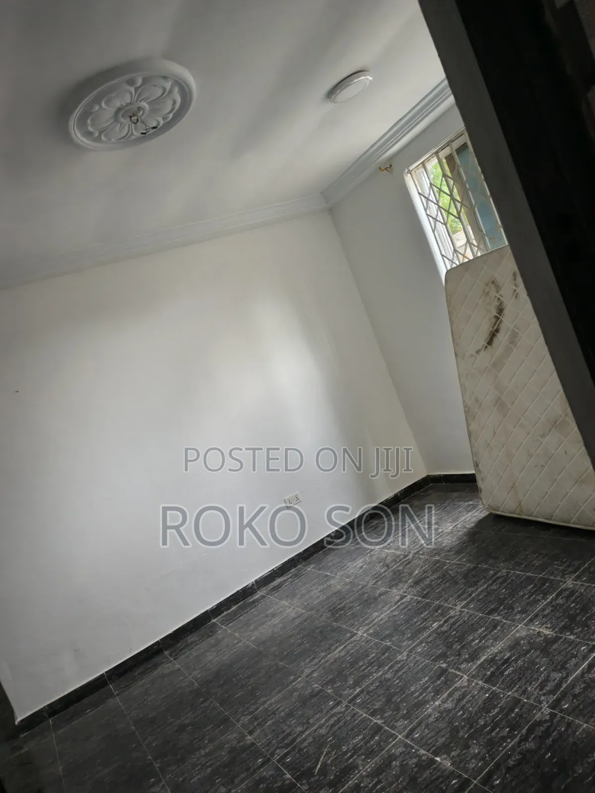 Mini Flat in Dr Roko, Manhean for rent