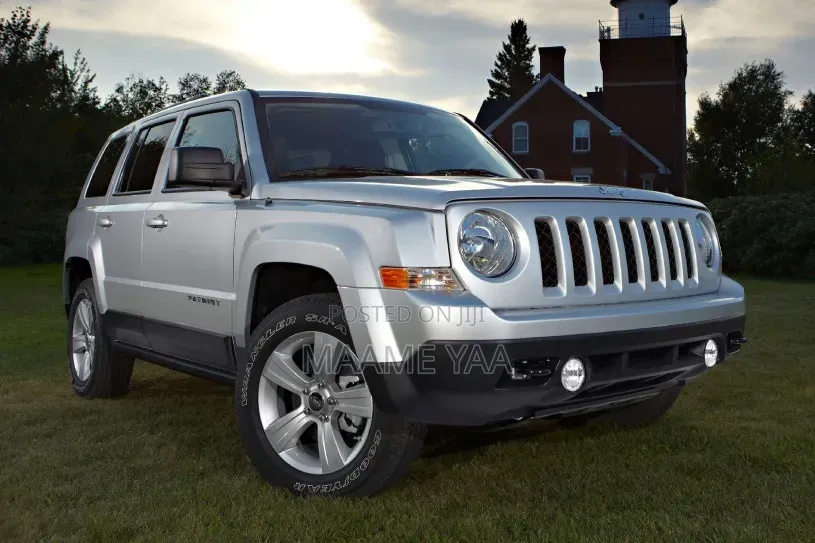 Jeep Patriot Sport 2012 Silver