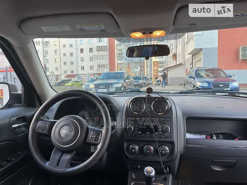 Jeep Patriot Sport 2012 Silver