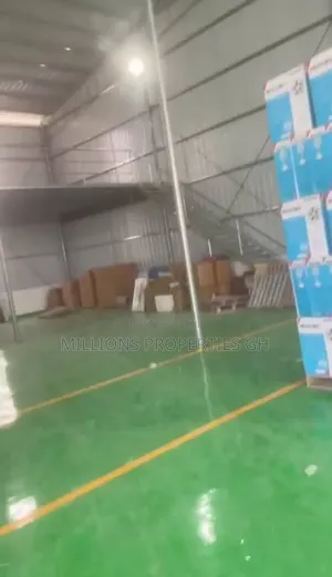 800sqm Warehouses +16bedrooms 4rent Tantra Hills