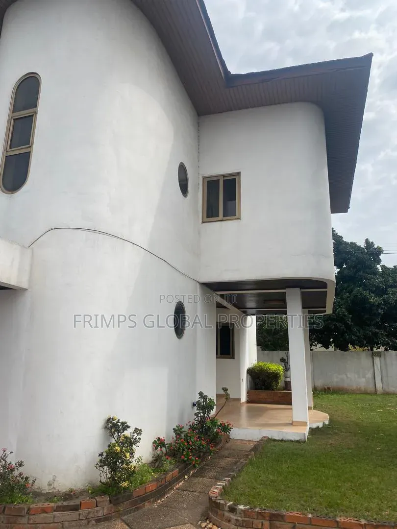 2am Plots With 7 Bedroom House at Achimota Mall Area