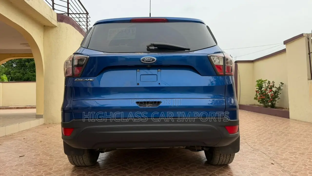 Ford Escape S FWD 2018 Blue