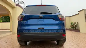 Ford Escape S FWD 2018 Blue