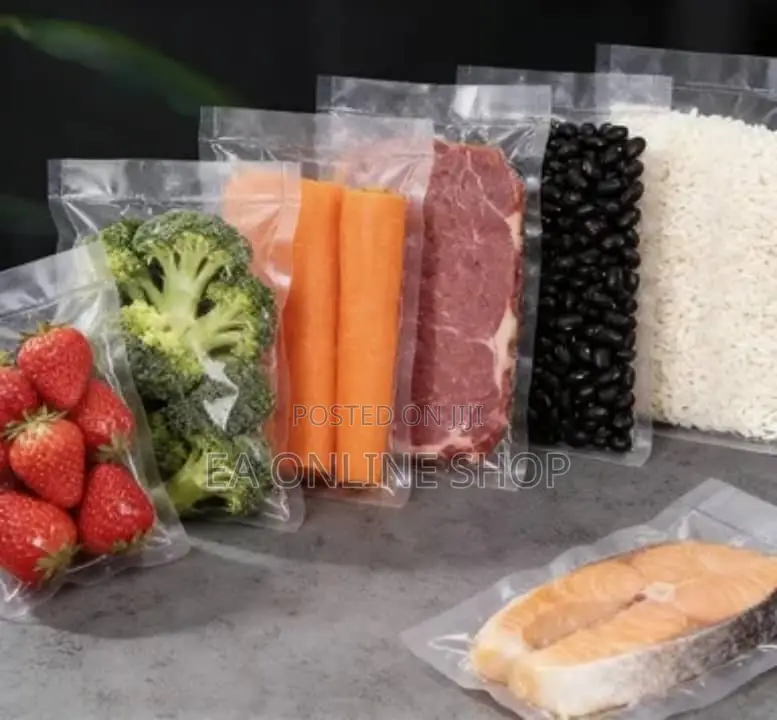 Small Vacuum Storage Bags 17cm X 25cm - 50 Pieces.
