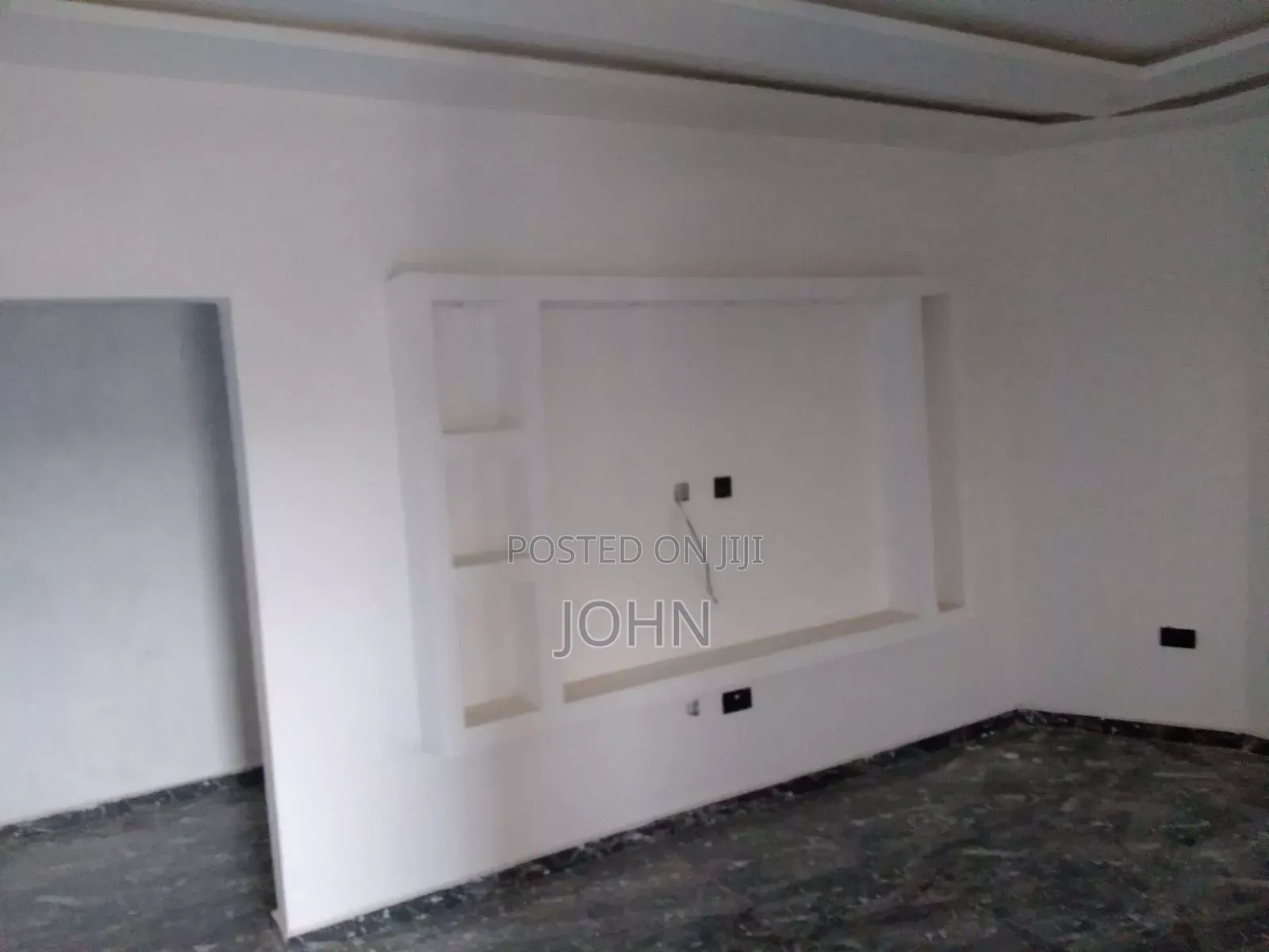 2bdrm Apartment in Survivorestates, Manhean for rent