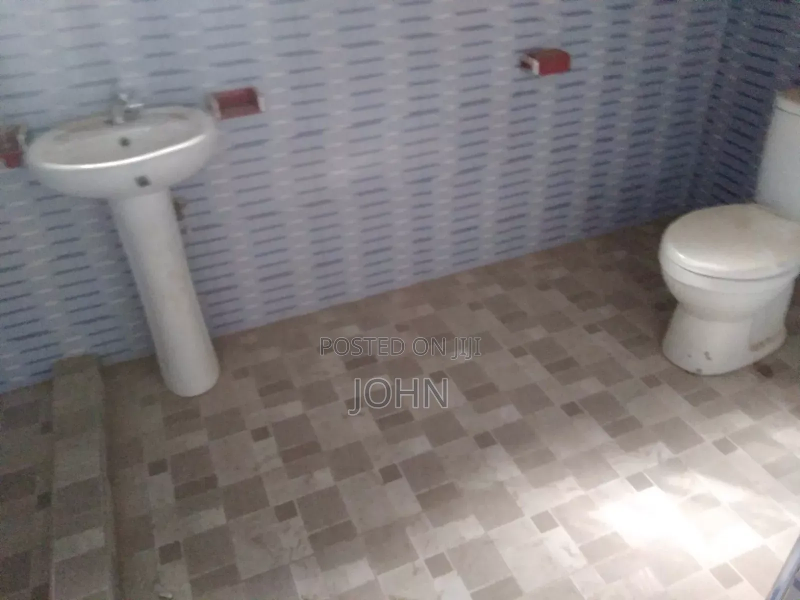 2bdrm Apartment in Survivorestates, Manhean for rent