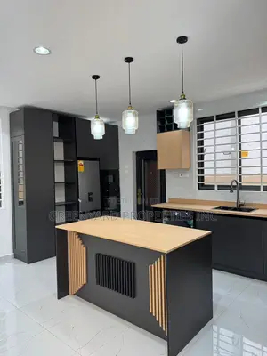 2bdrm House in School Junction, Ashaley Botwe for sale