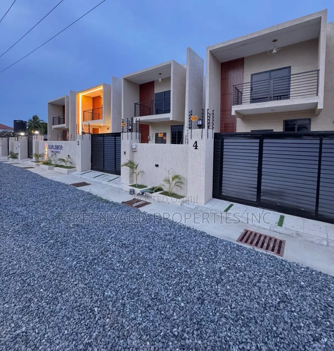 2bdrm House in School Junction, Ashaley Botwe for rent