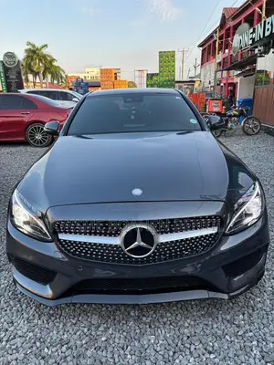 Mercedes-Benz C300 Sport 4Matic Sedan AWD (2.0L 4cyll 7A) 2016 Gray