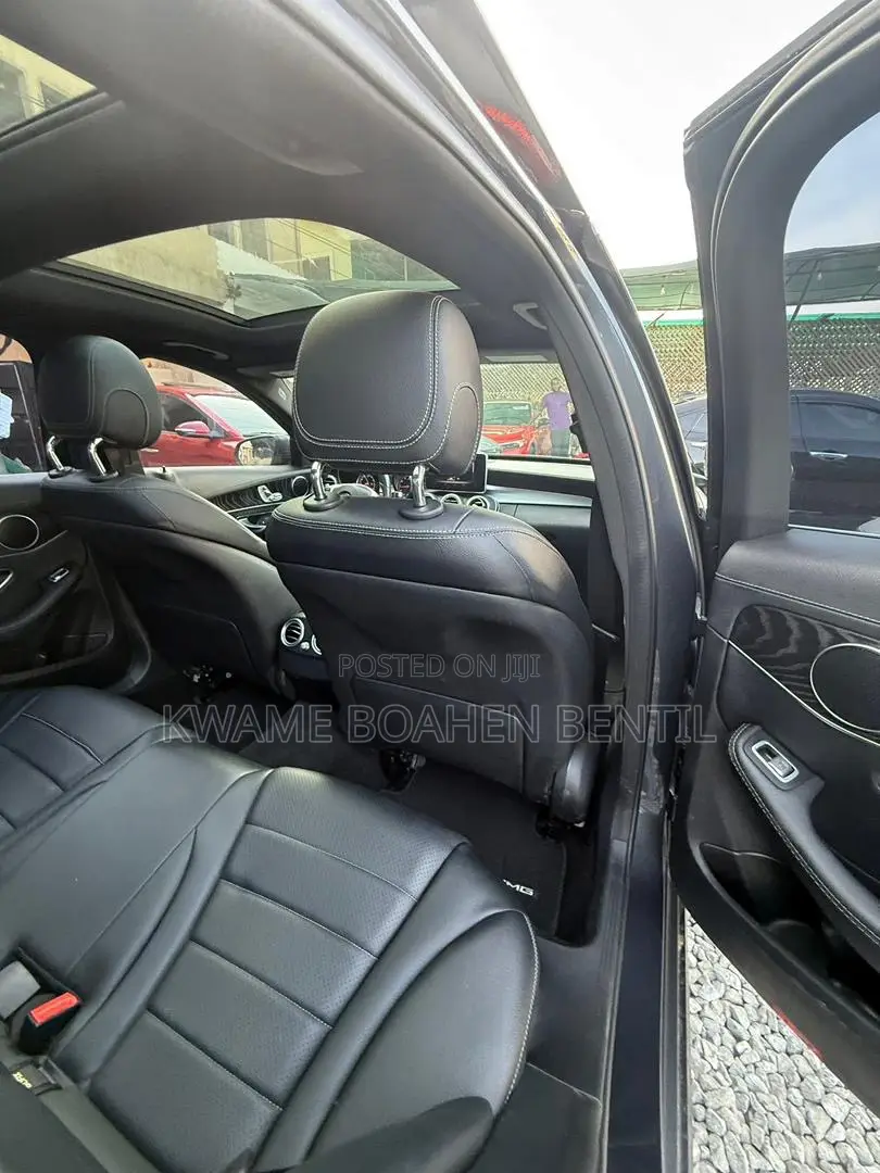 Mercedes-Benz C300 Sport 4Matic Sedan AWD (2.0L 4cyll 7A) 2016 Gray