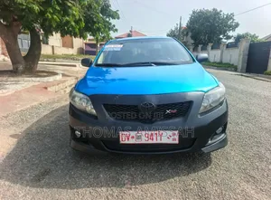 Toyota Corolla XLE 4dr Sedan (1.8L 4cyl 4A) 2010 Blue