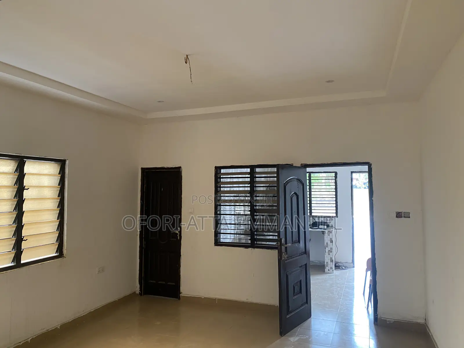 1bdrm Room & Parlour in Amasaman 3 Junction, Pokuase for rent