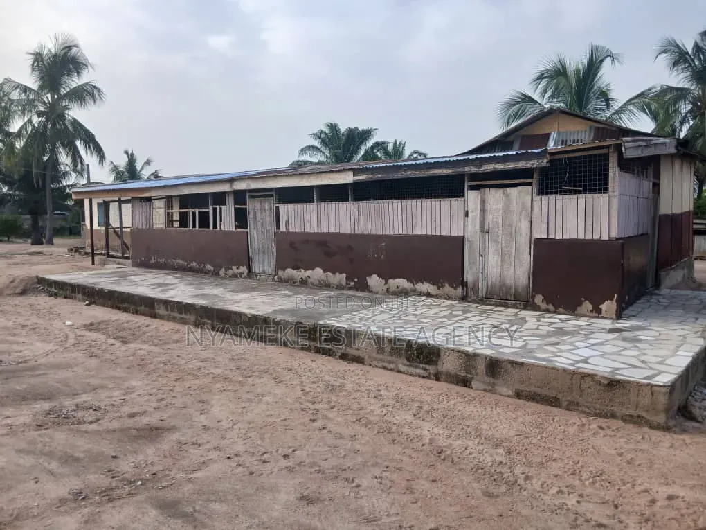 Nice 3bedroom House for Sale at Kasoa Amanfrom