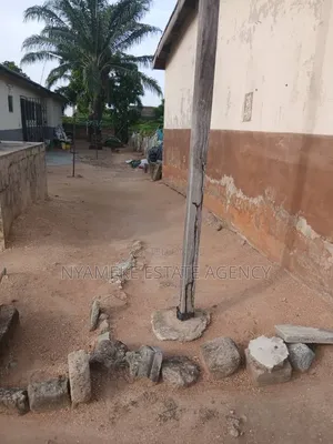 Nice 3bedroom House for Sale at Kasoa Amanfrom