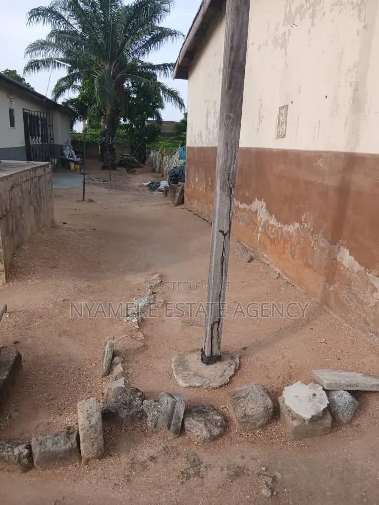 Nice 3bedroom House for Sale at Kasoa Amanfrom