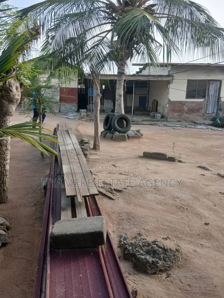 Nice 3bedroom House for Sale at Kasoa Amanfrom