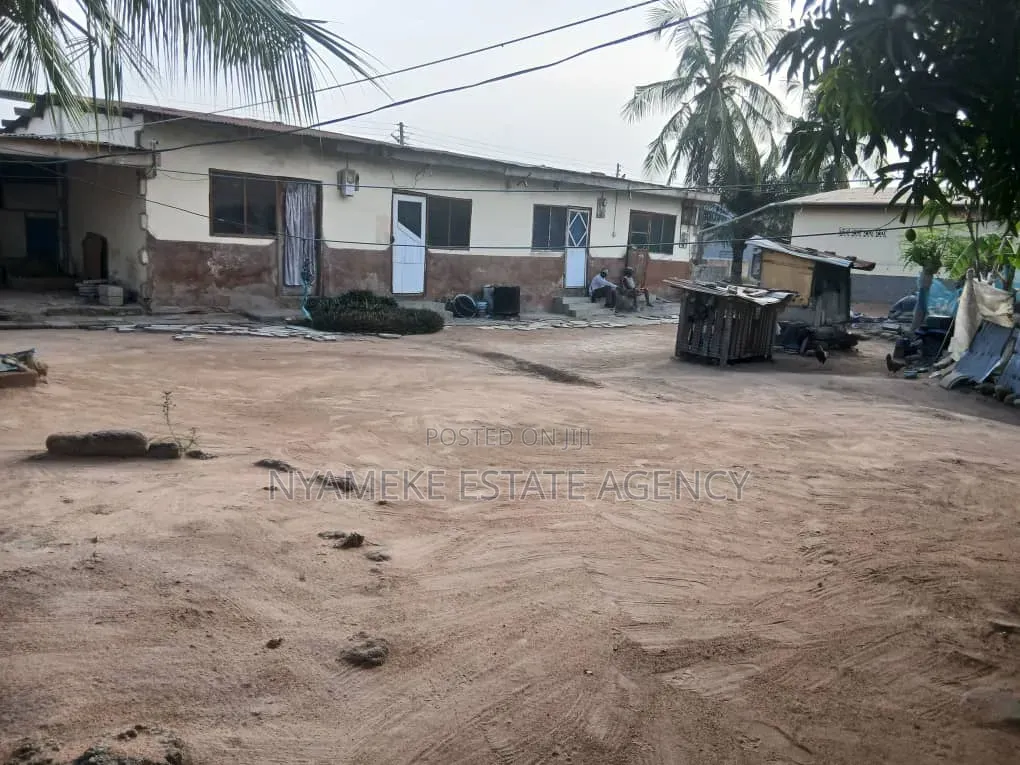 Nice 3bedroom House for Sale at Kasoa Amanfrom