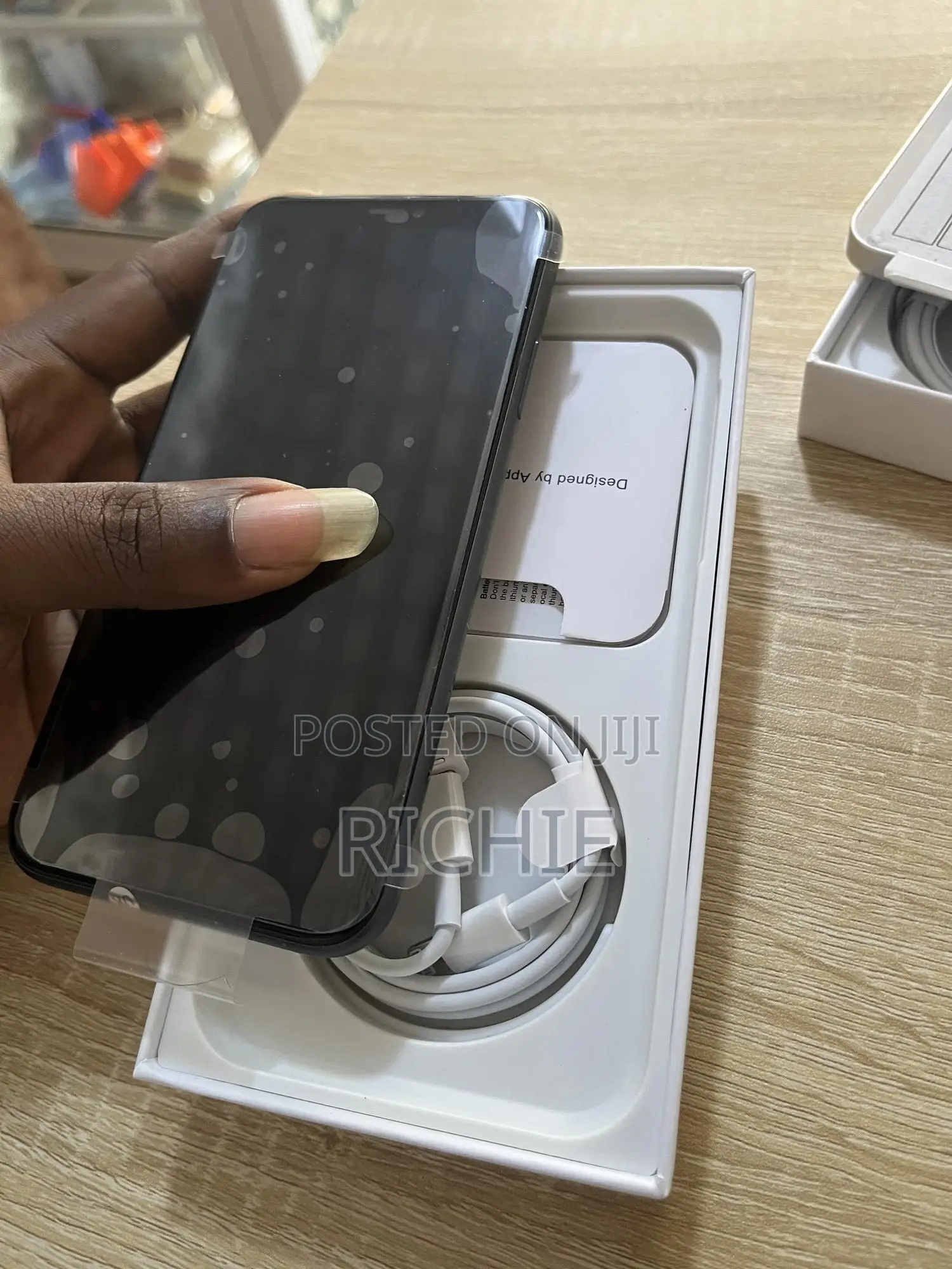 New Apple iPhone 11 128 GB Black