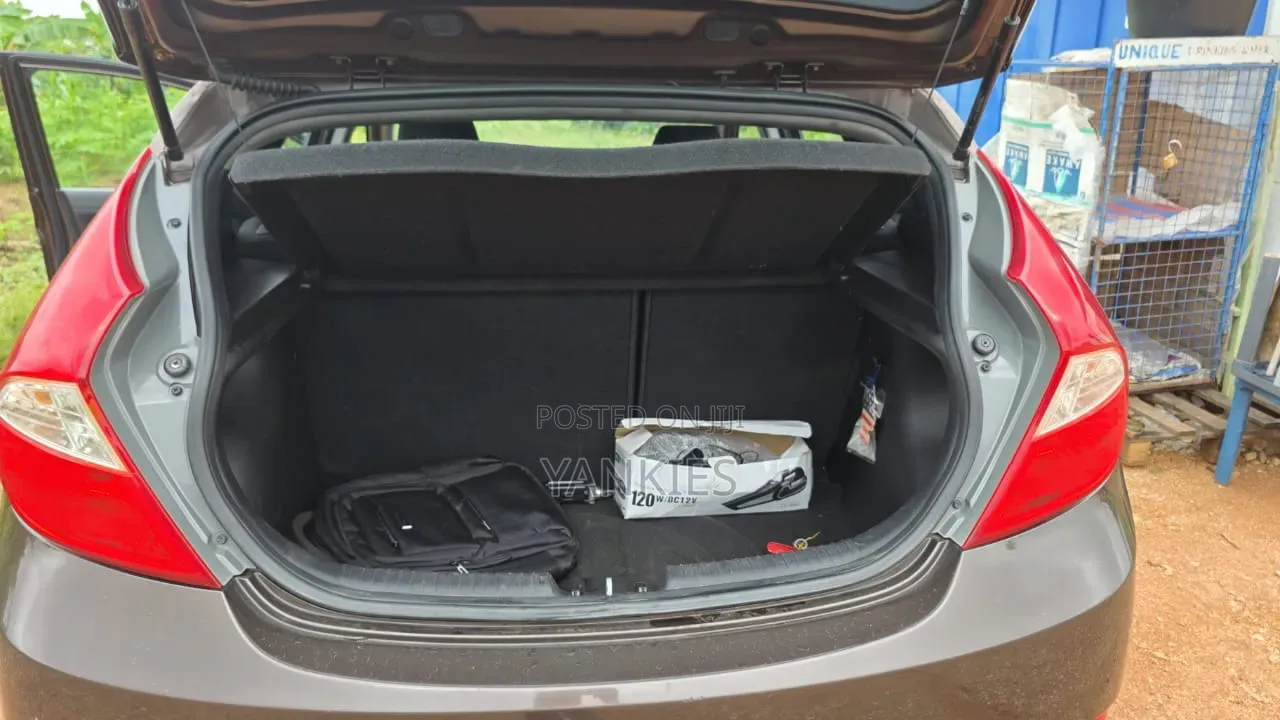 Hyundai Accent GS 4dr Hatchback (1.6L 4cyl 6A) 2015 Brown