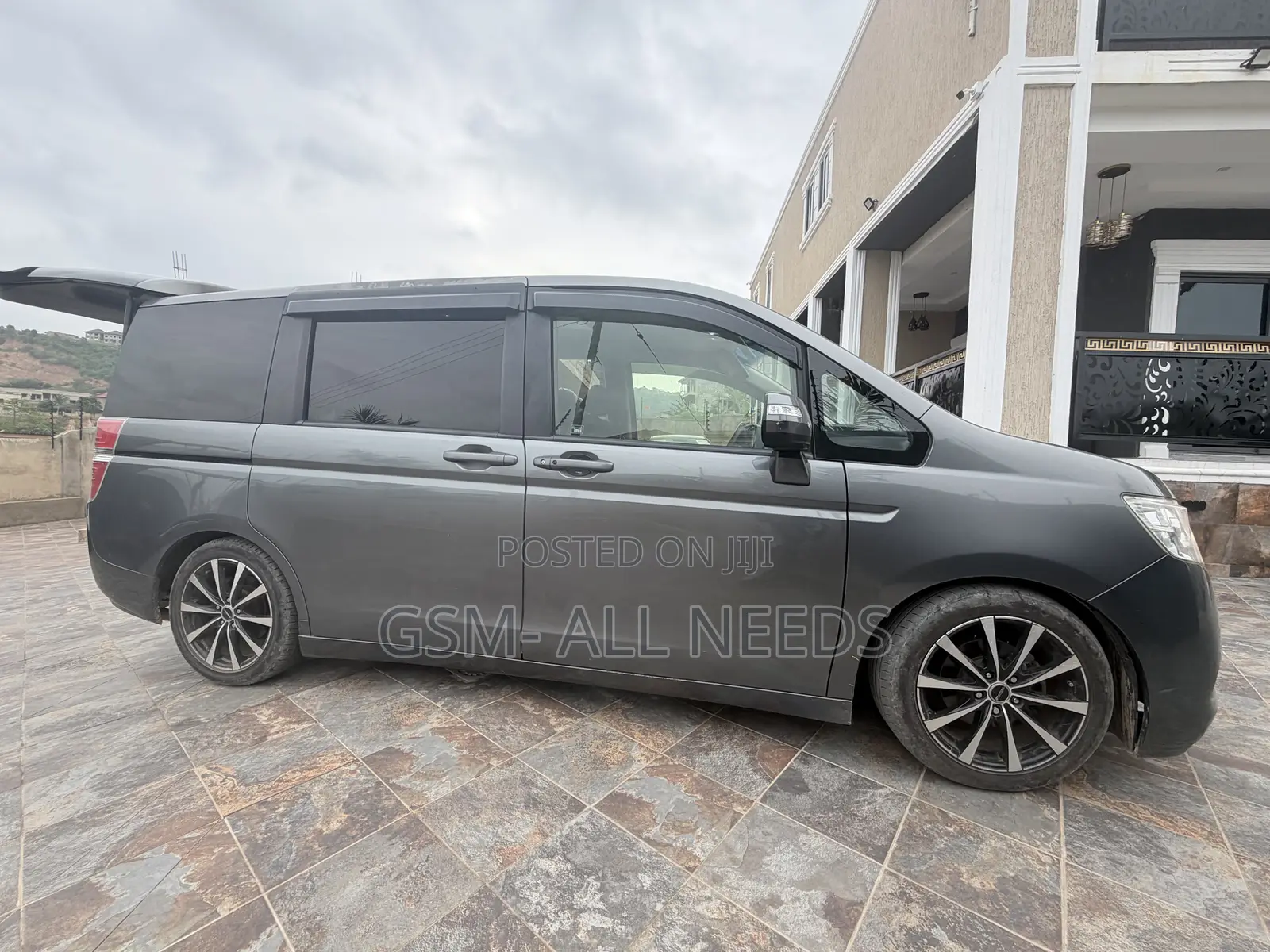 Honda Stepwgn 2012 Gray