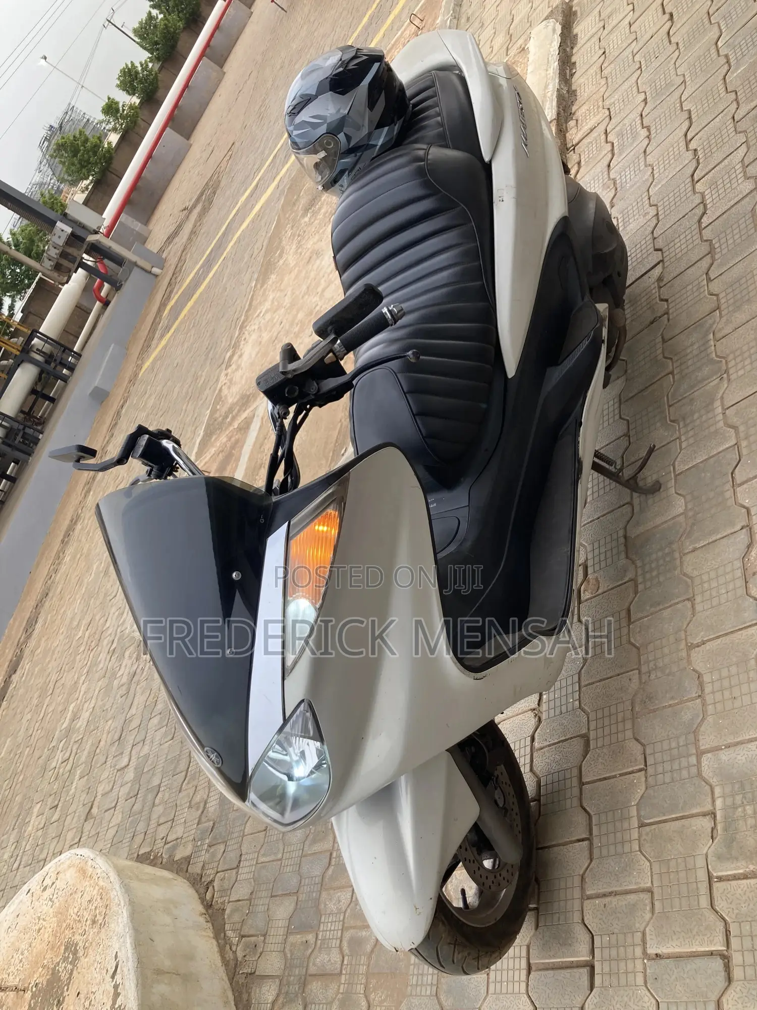 Yamaha Majesty 2020 White
