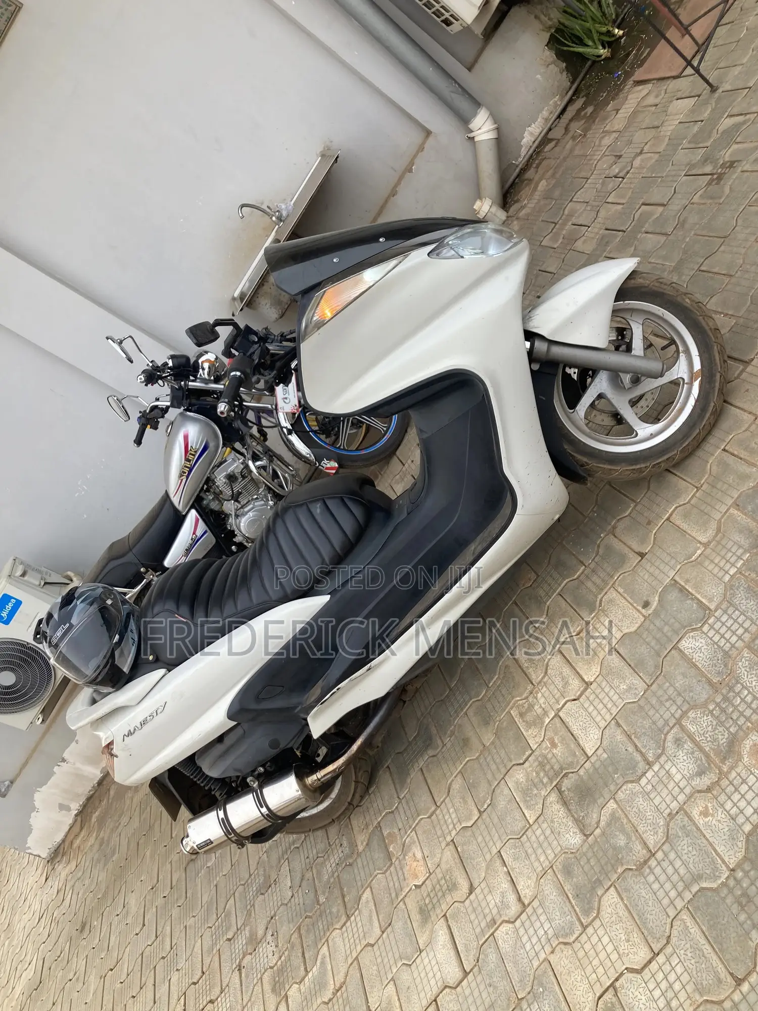 Yamaha Majesty 2020 White