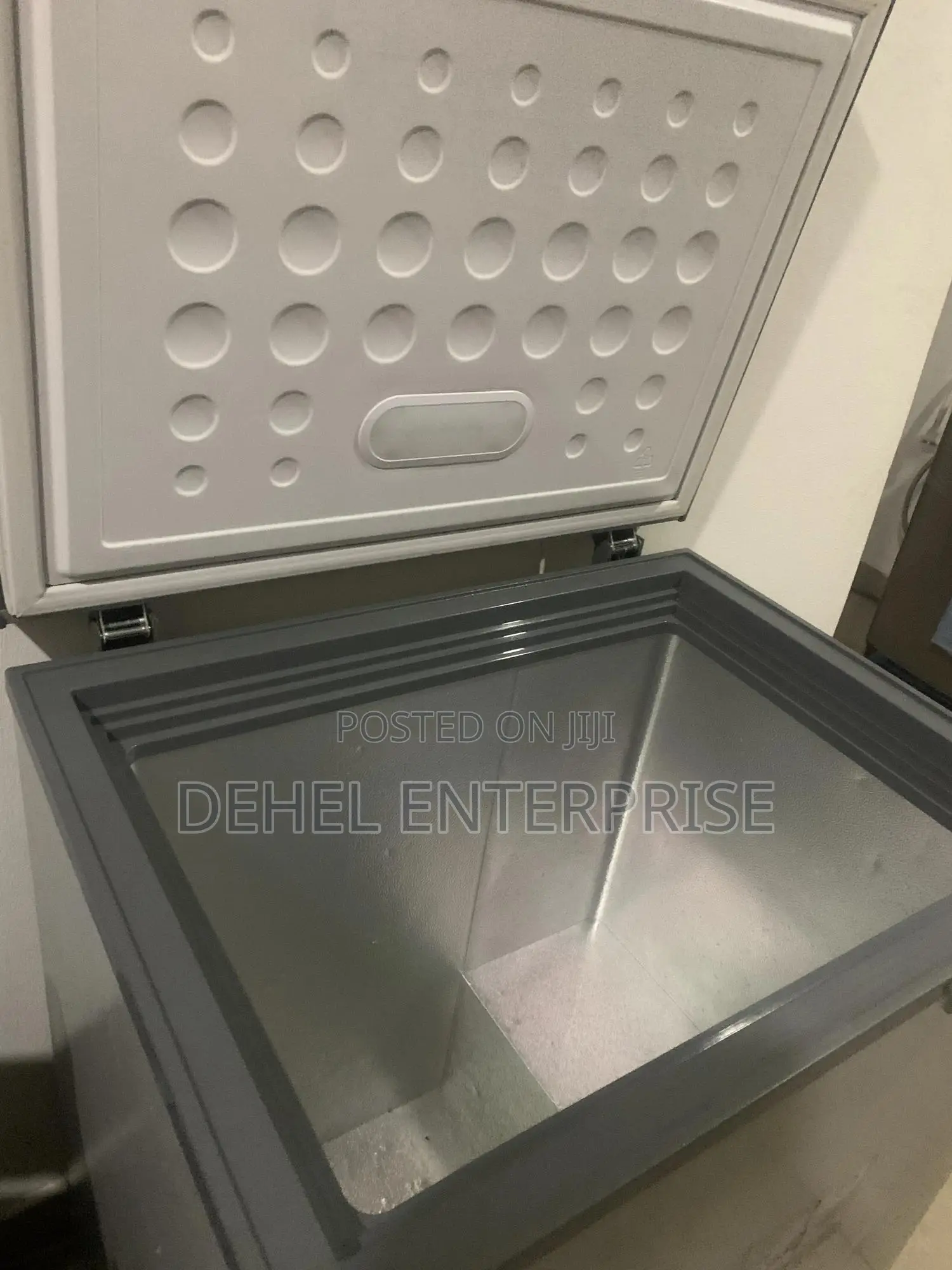 145litrs Chest Freezer